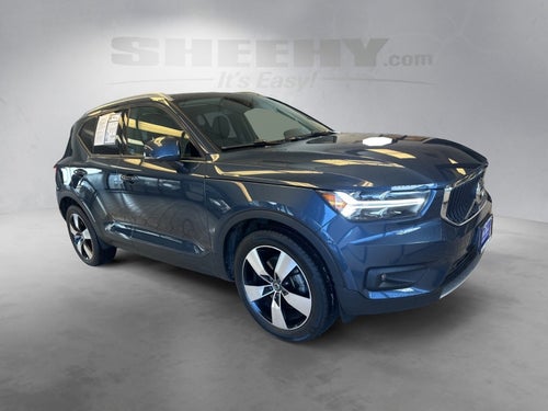 2021 Volvo XC40 Momentum