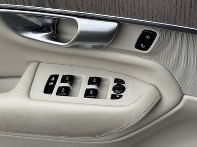 2020 Volvo XC90 T6 Inscription