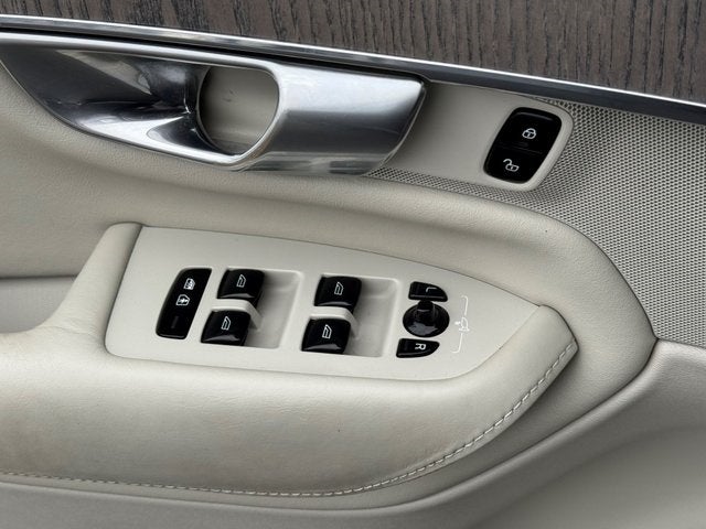 2020 Volvo XC90 T6 Inscription