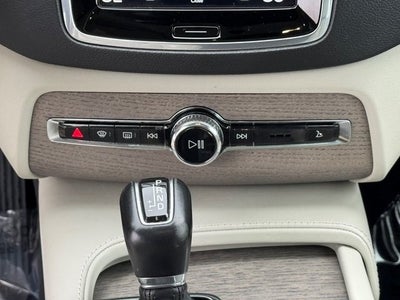 2020 Volvo XC90 T6 Inscription