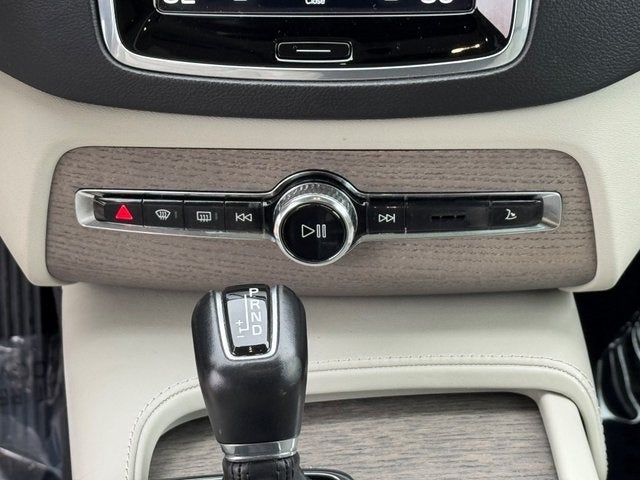 2020 Volvo XC90 T6 Inscription