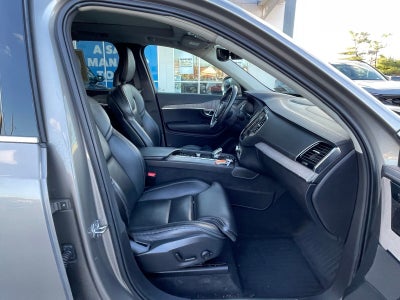 2021 Volvo XC90 Recharge Plug-In Hybrid T8 Inscription 7 Passenger