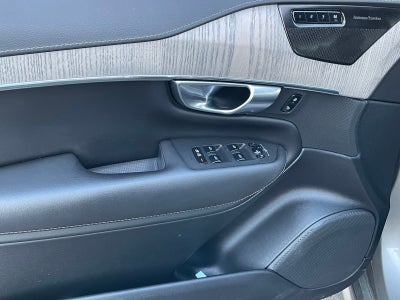 2021 Volvo XC90 Recharge Plug-In Hybrid T8 Inscription 7 Passenger