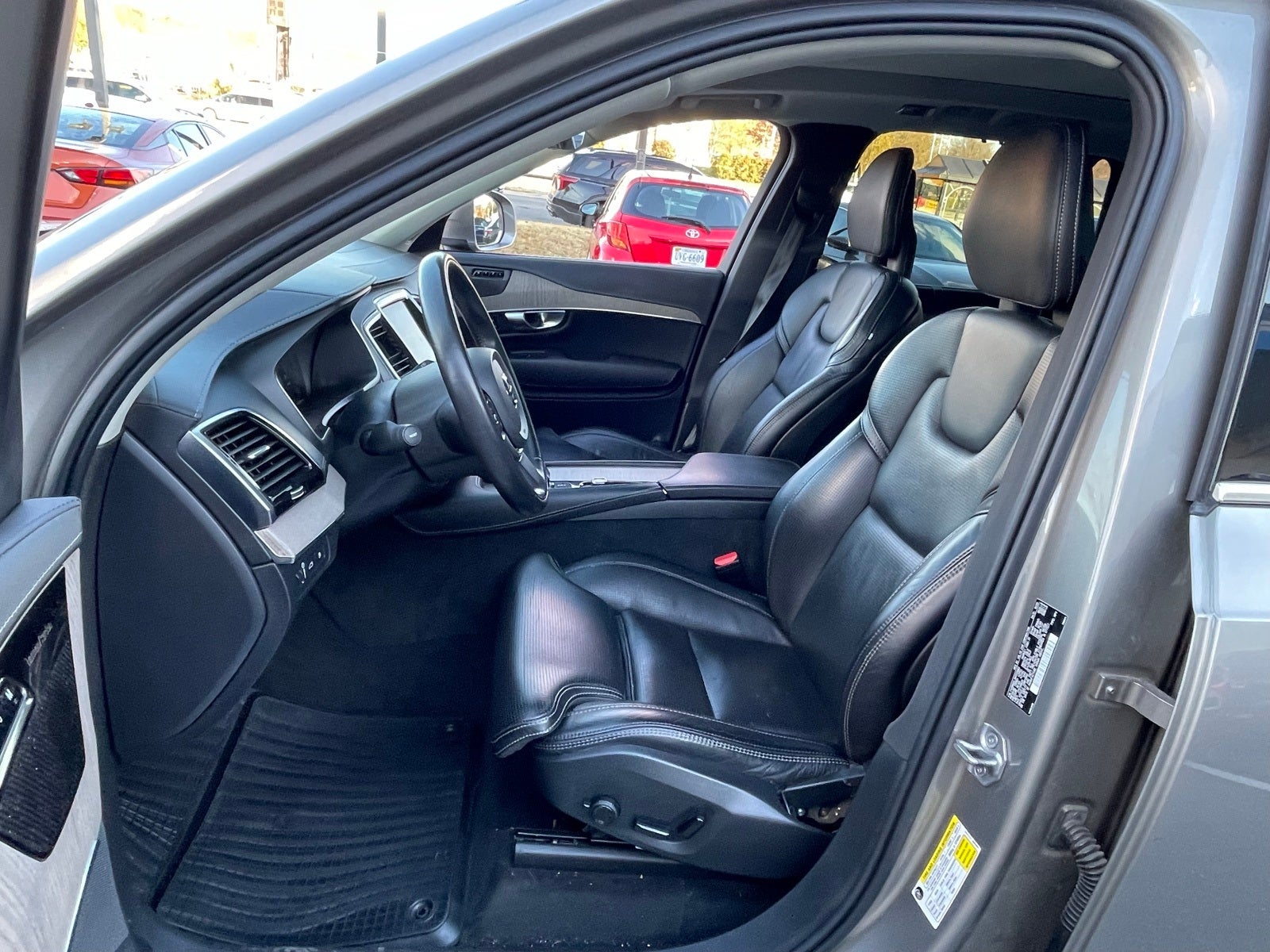 2021 Volvo XC90 Recharge Plug-In Hybrid T8 Inscription 7 Passenger