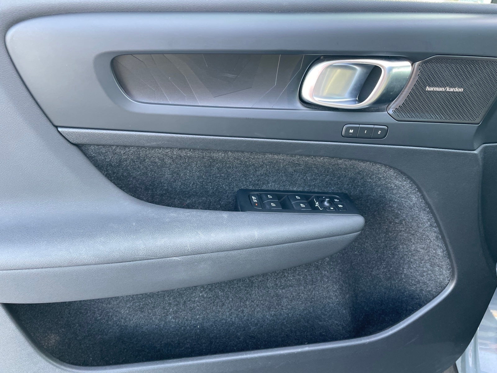 2023 Volvo XC40 Recharge Pure Electric Ultimate