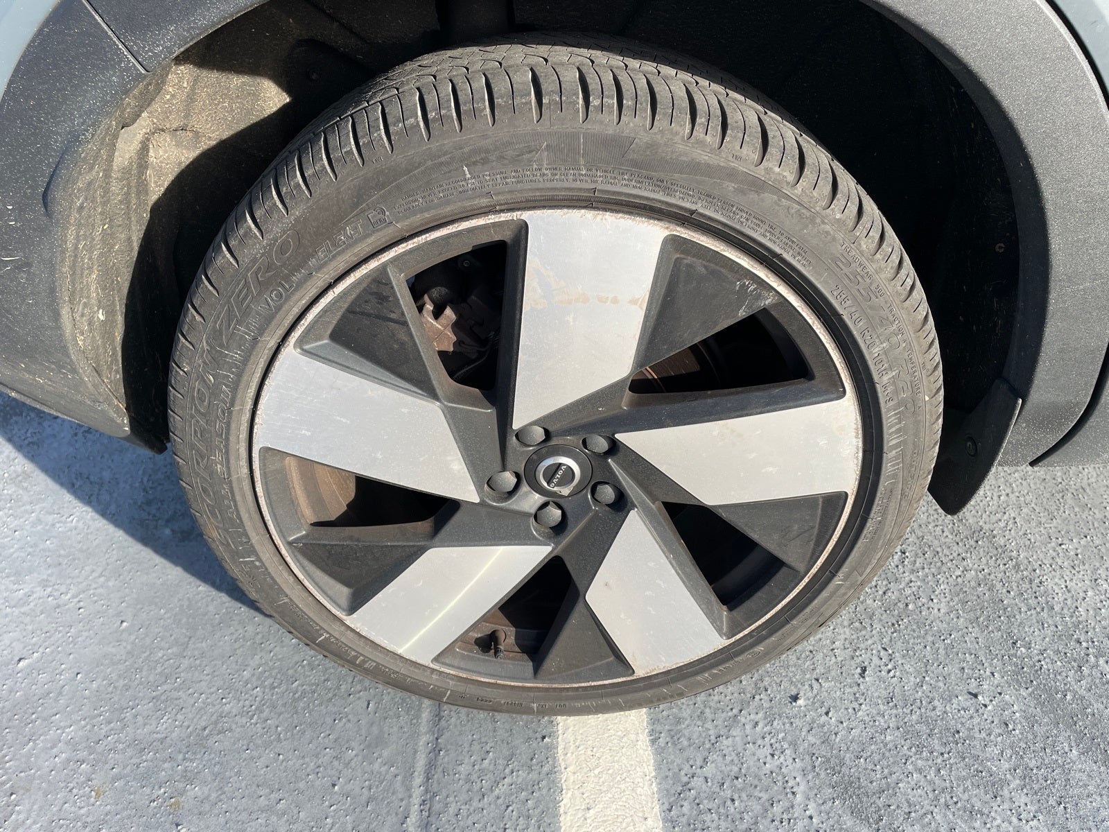 2023 Volvo XC40 Recharge Pure Electric Ultimate