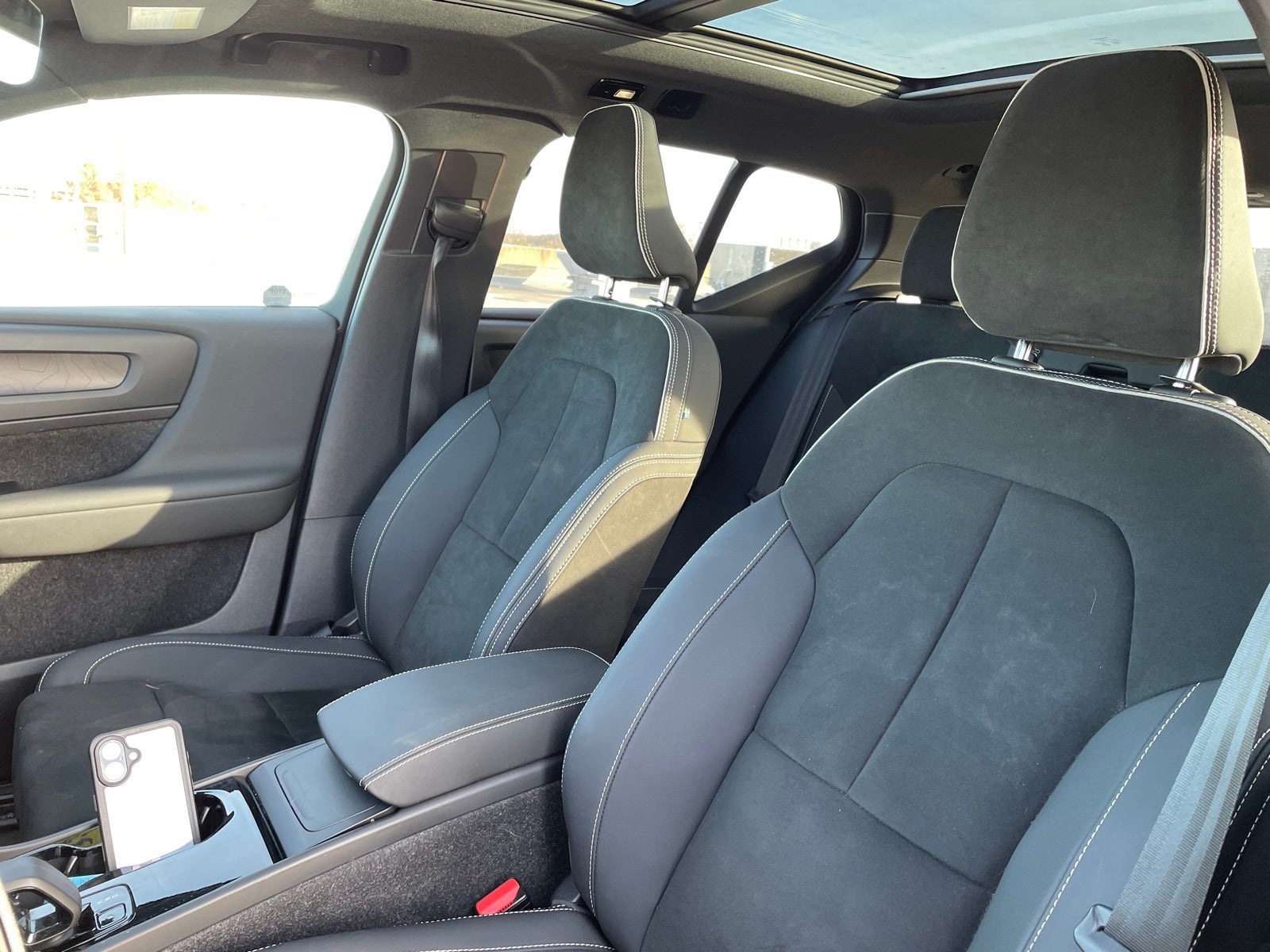 2023 Volvo XC40 Recharge Pure Electric Ultimate