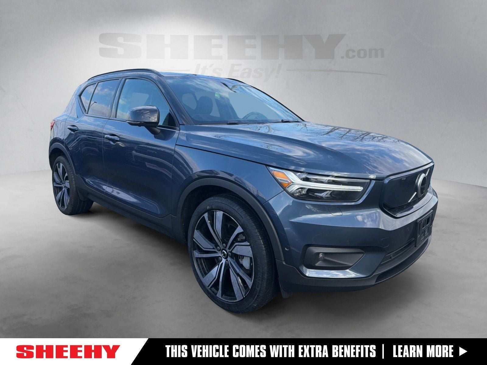 2022 Volvo XC40 Recharge Pure Electric P8 Plus