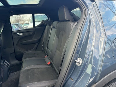 2022 Volvo XC40 Recharge Pure Electric P8 Plus