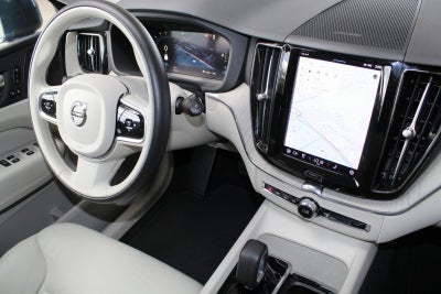 2023 Volvo XC60 B5 Plus Bright Theme