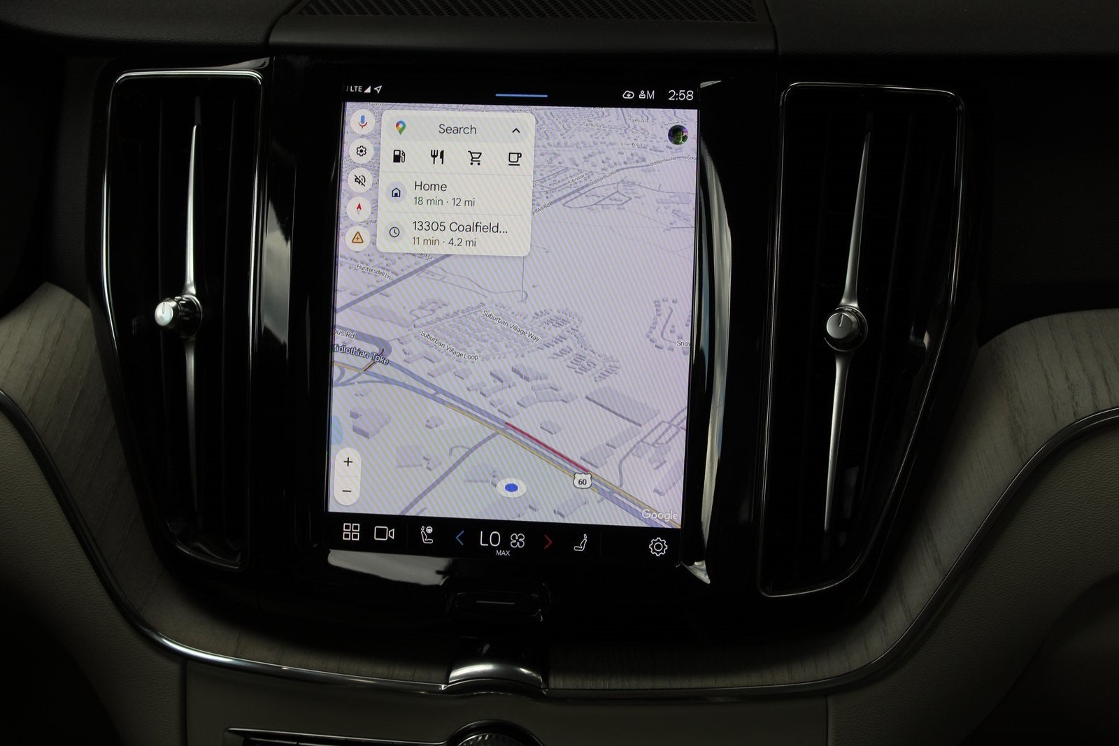 2023 Volvo XC60 B5 Plus Bright Theme