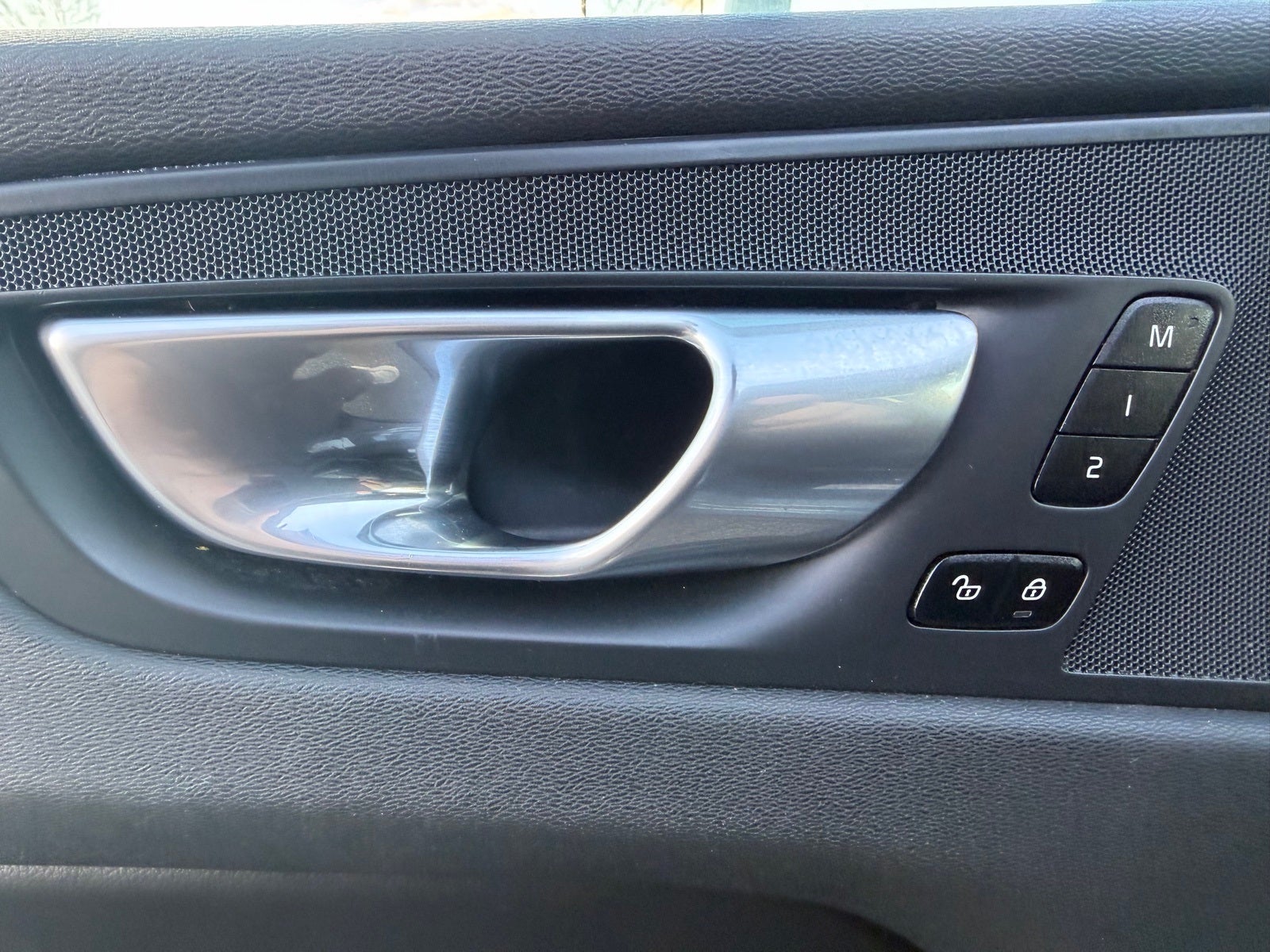 2023 Volvo XC60 B5 Core