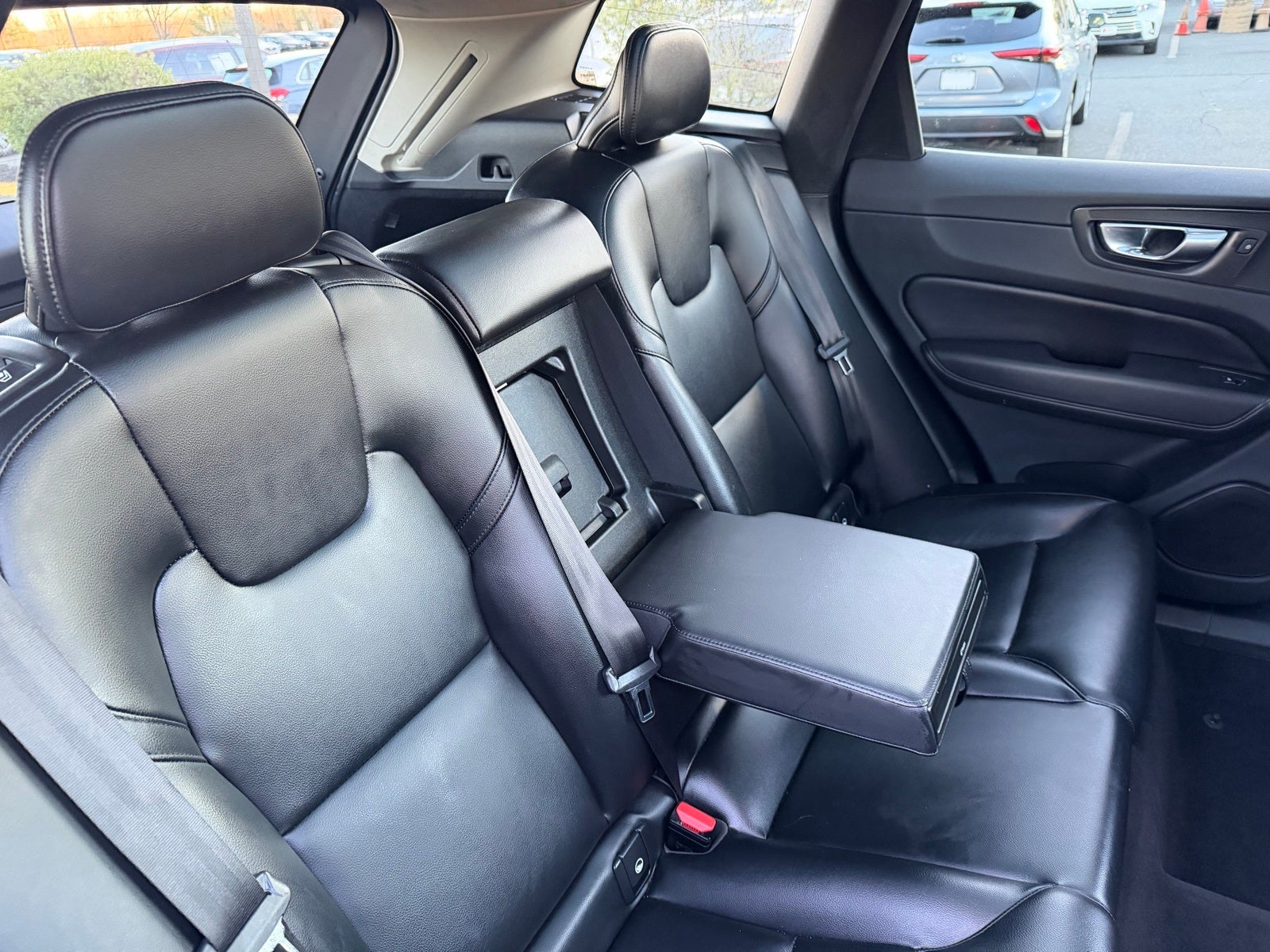 2023 Volvo XC60 B5 Core