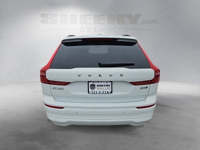 2022 Volvo XC60 B5 Momentum hybrid