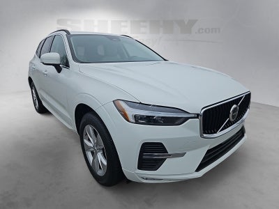 2022 Volvo XC60 B5 Momentum hybrid