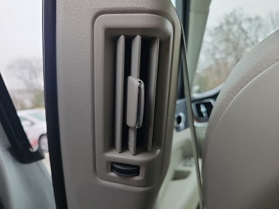 2022 Volvo XC60 B5 Momentum hybrid