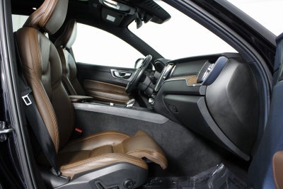 2022 Volvo XC60 B5 Inscription