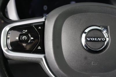 2022 Volvo XC60 B5 Inscription