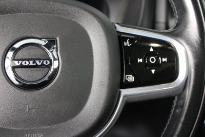 2022 Volvo XC60 B5 Inscription