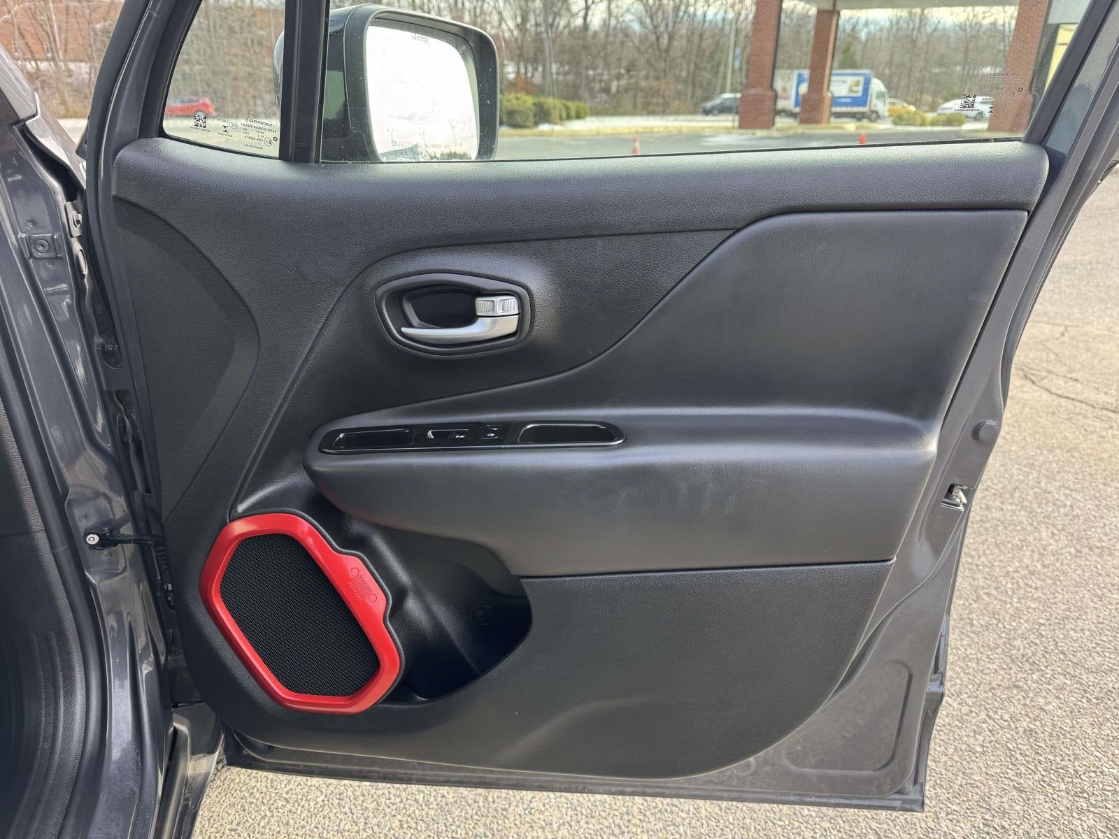 2022 Jeep Renegade Trailhawk