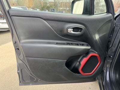 2022 Jeep Renegade Trailhawk