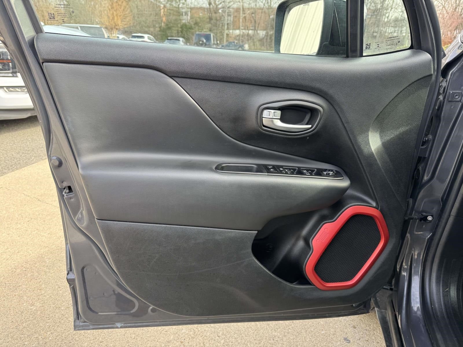 2022 Jeep Renegade Trailhawk