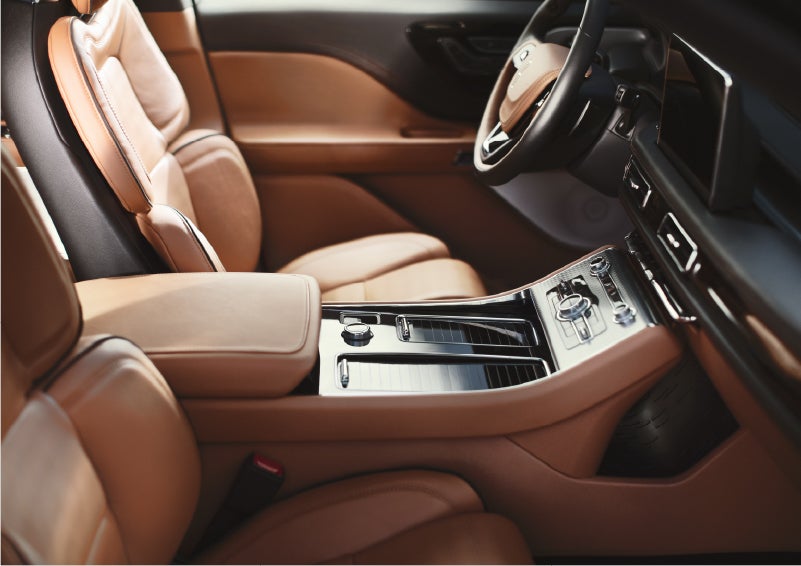 A 2023 Lincoln Aviator® Black Label model is shown in the Flight interior theme | Sheehy Lincoln of Gaithersburg in Gaithersburg MD