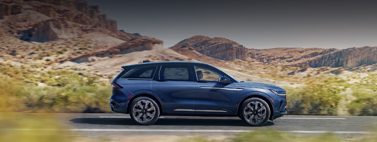 A 2024 Lincoln Nautilus® SUV is being driven in a desert setting. | Sheehy Lincoln of Gaithersburg in Gaithersburg MD