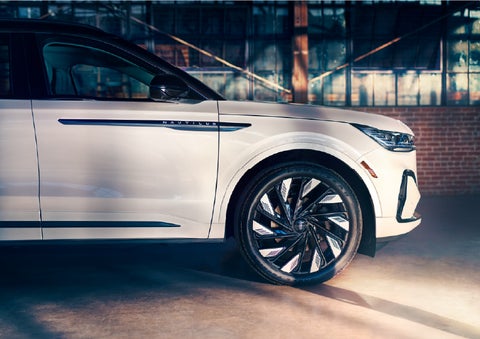 The wheels of the available Jet Appearance Package are highlighted. | Sheehy Lincoln of Gaithersburg in Gaithersburg MD