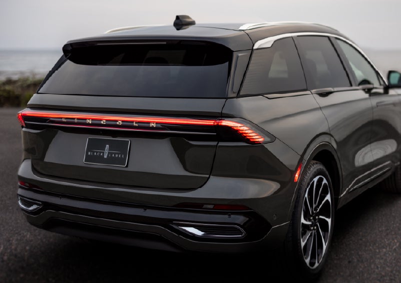 The rear of a 2026 Lincoln Black Label™ Nautilus® SUV displays full LED rear lighting. | Sheehy Lincoln of Gaithersburg in Gaithersburg MD