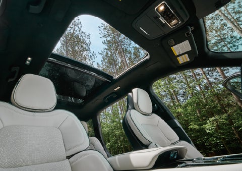 The front seats of a 2027 Lincoln Aviator® Black Label™ SUV | Sheehy Lincoln of Gaithersburg in Gaithersburg MD