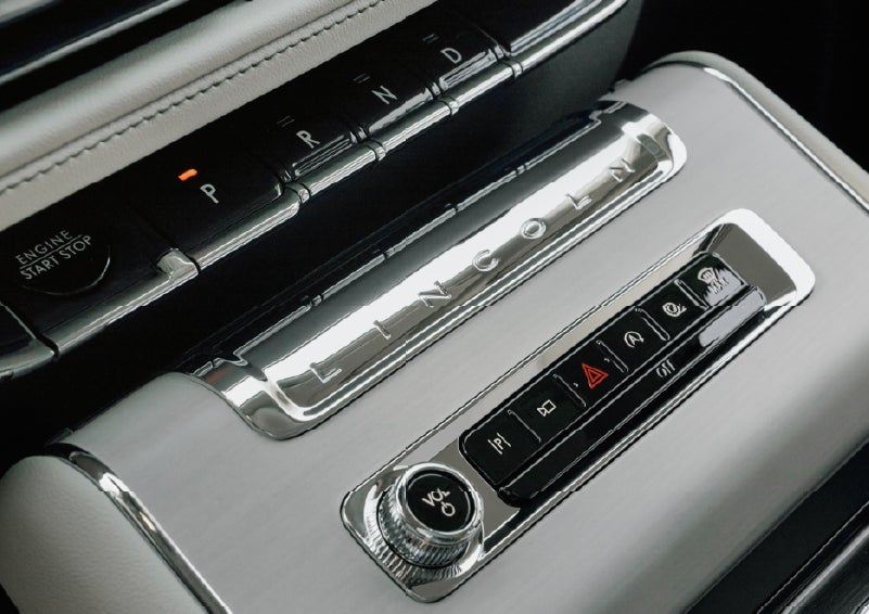 The piano key gear selector of a 2027 Lincoln Aviator® Back Label™ SUV. | Sheehy Lincoln of Gaithersburg in Gaithersburg MD